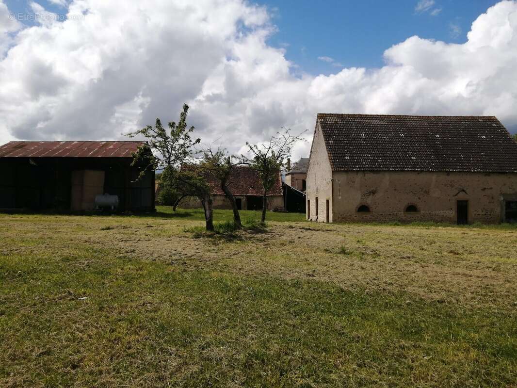 Maison à CHAMPILLET