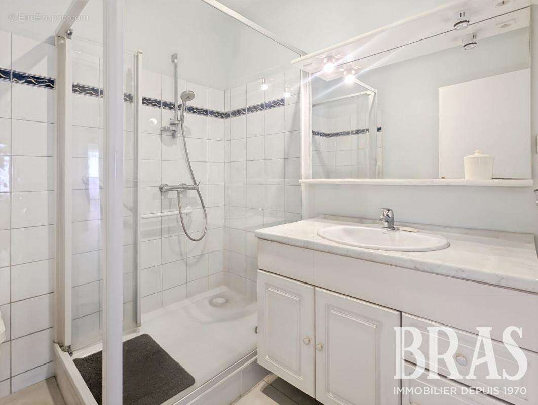 Appartement Vannes 4 pièce(s) 75.13 m2 - photo 8
