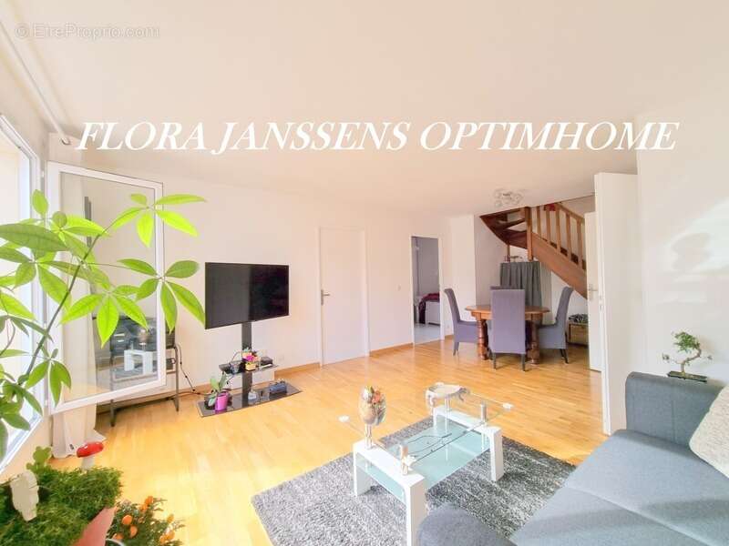 Appartement à VILLENEUVE-LA-GARENNE