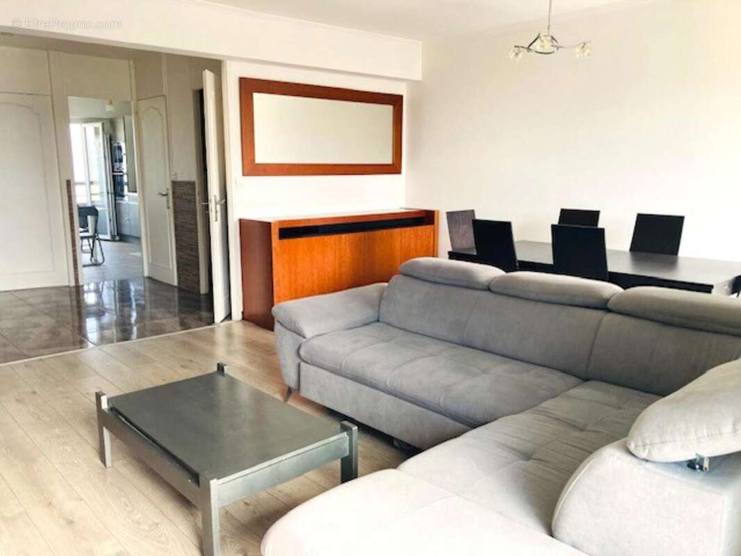 Photo 3 - Appartement à CALUIRE-ET-CUIRE