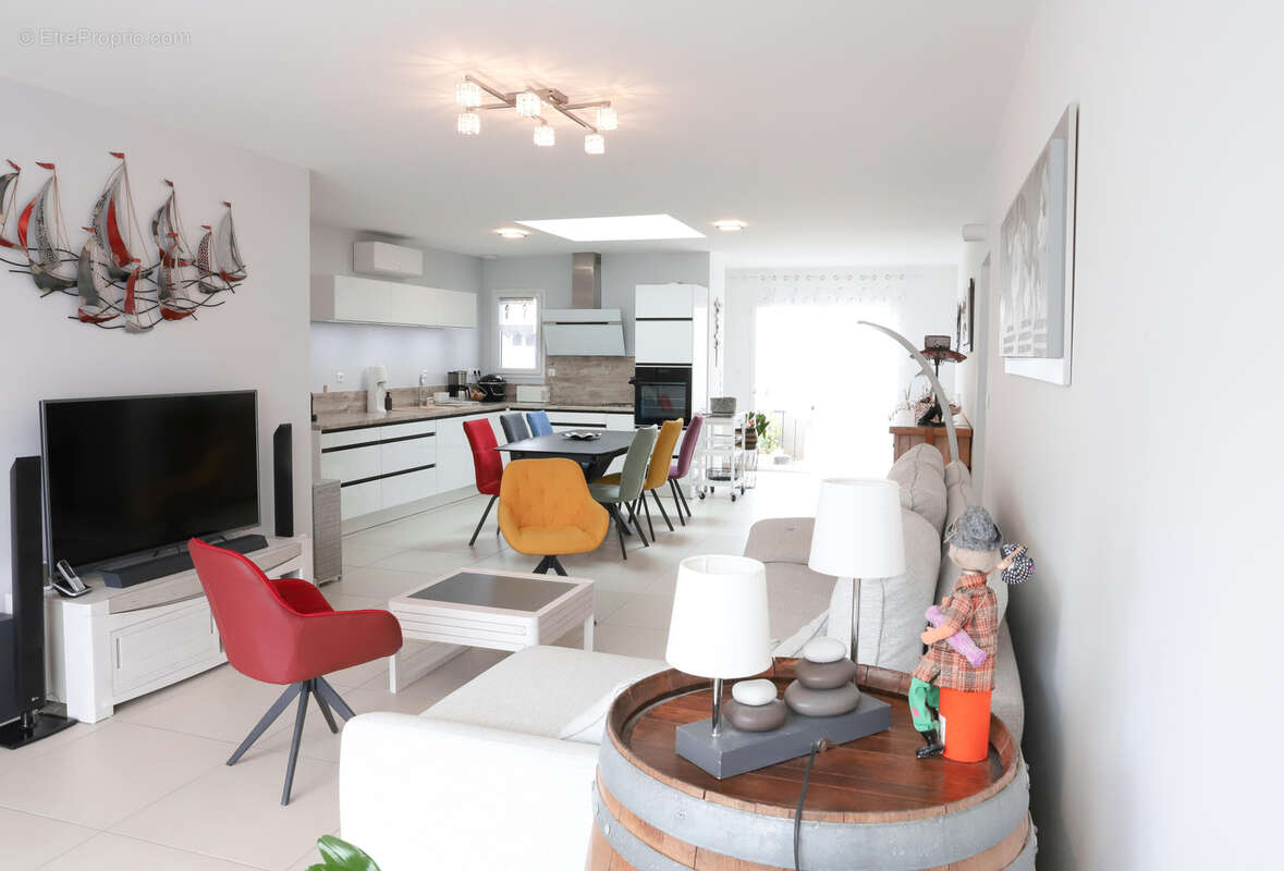 Maison à VAUX-SUR-MER