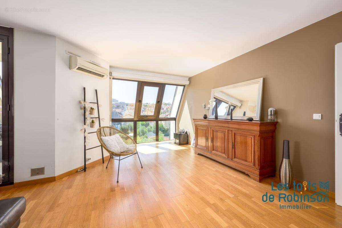 Appartement à CHATILLON