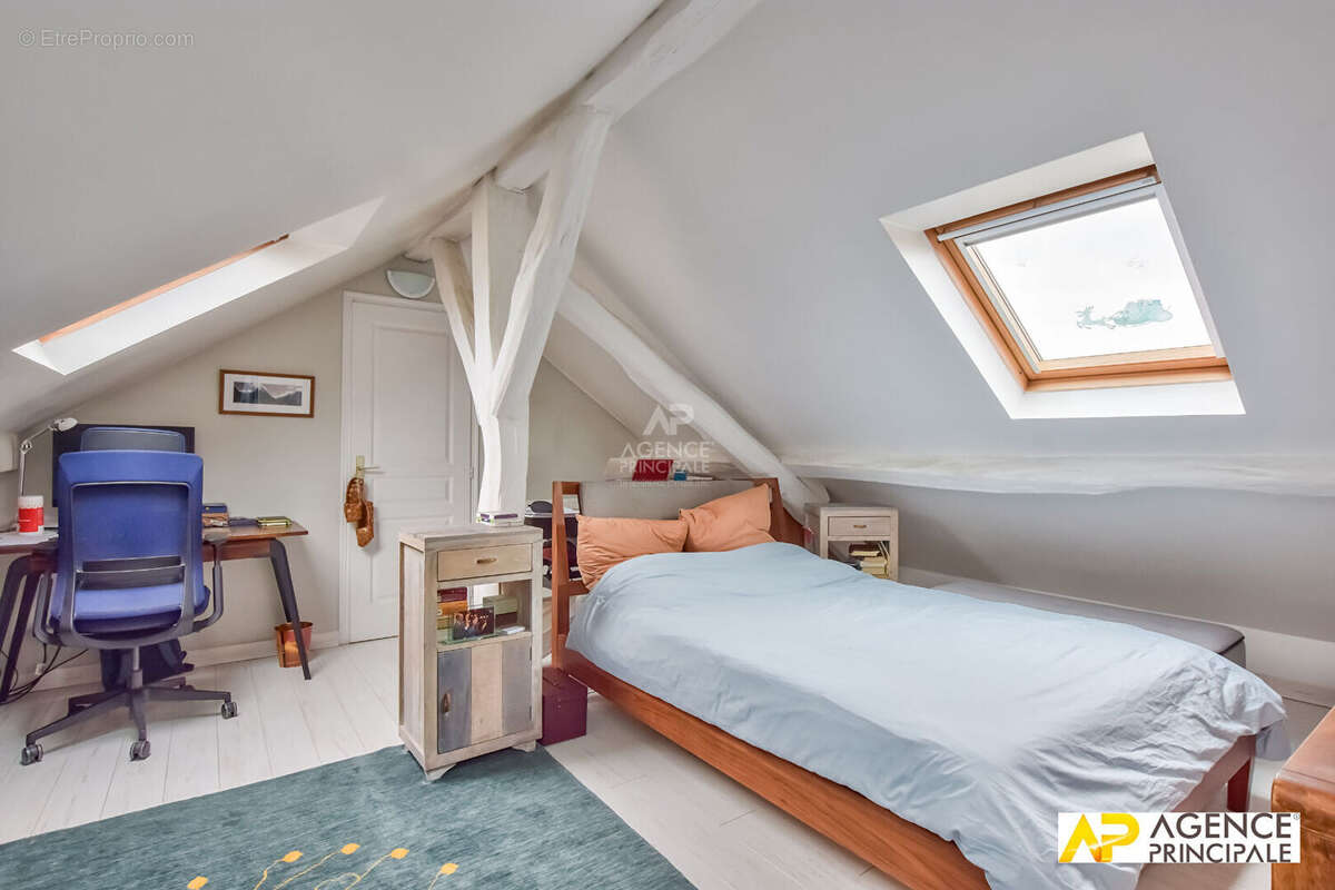 Appartement à MAISONS-LAFFITTE