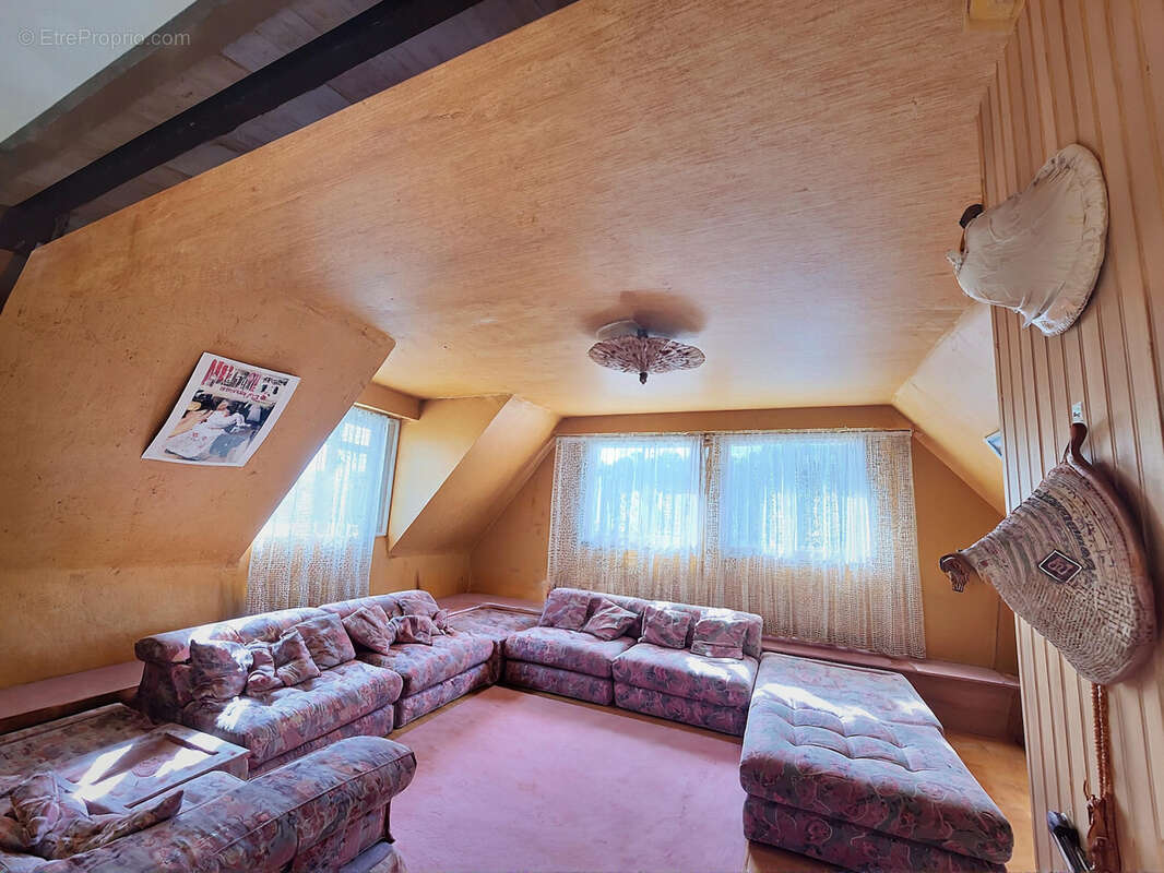 Maison à RENAZE