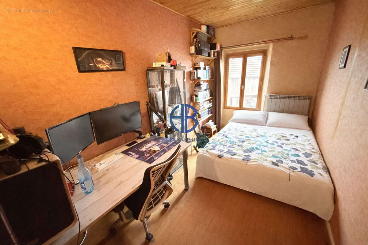 Maison à LES ABRETS