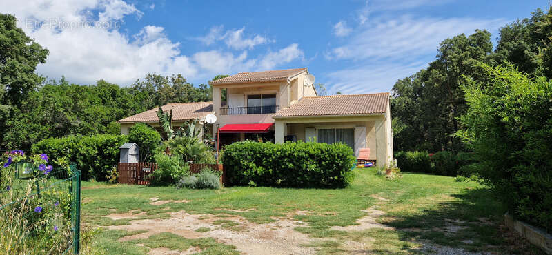Dpt corse (20), à vendre pietracorbara studio de 30m² + terrase 1om2 + jardinet 45m2 - photo 5