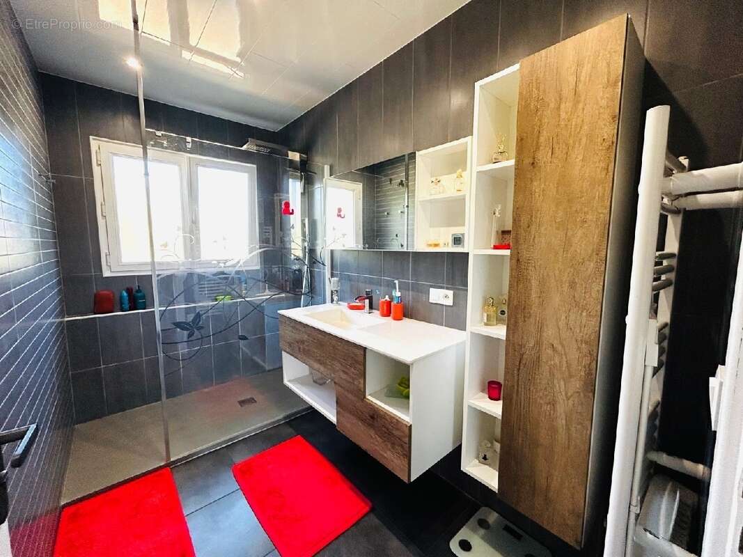 Maison 137 m² à Bruay-La-Buissiere  - photo 7