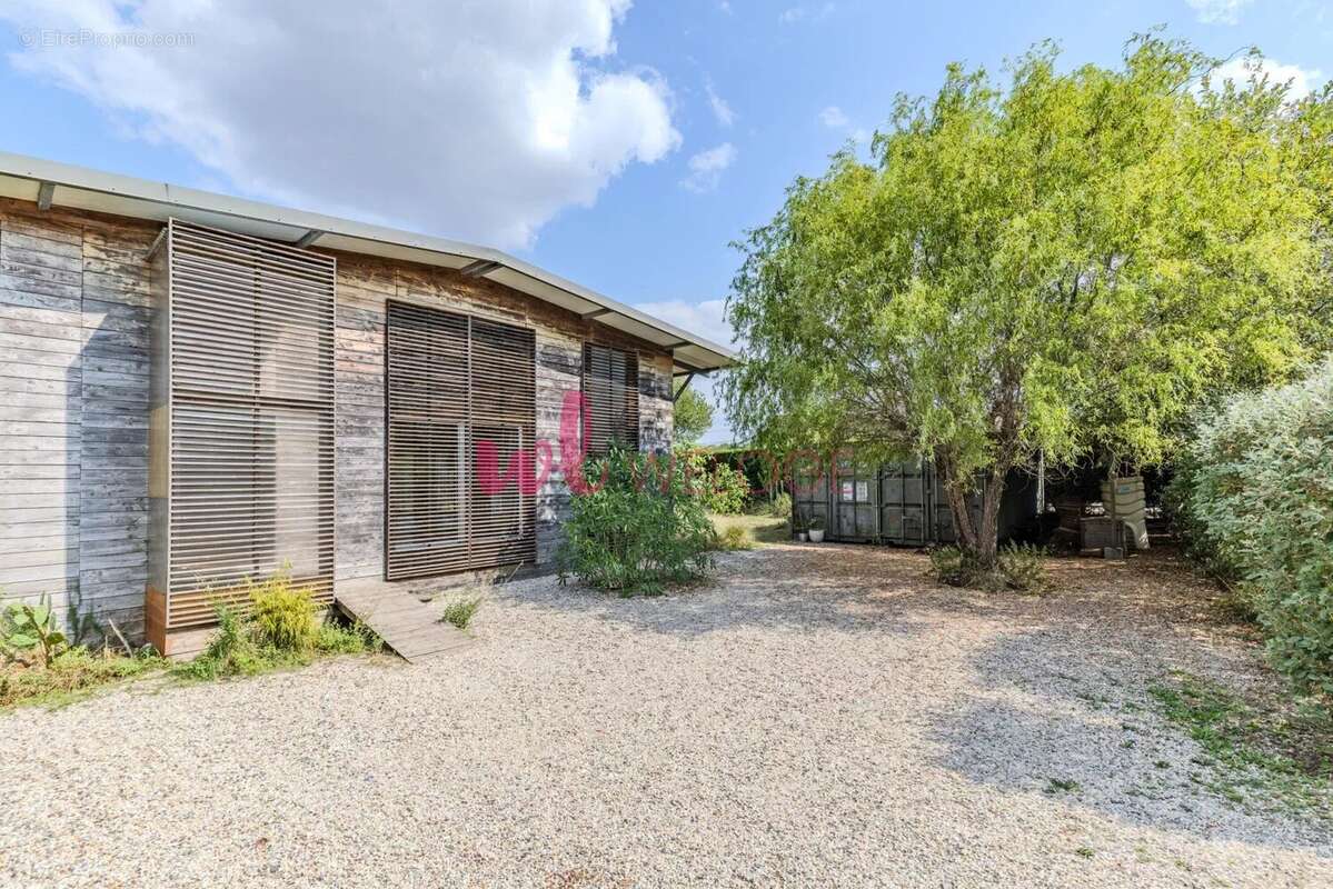 Appartement à MONTUSSAN