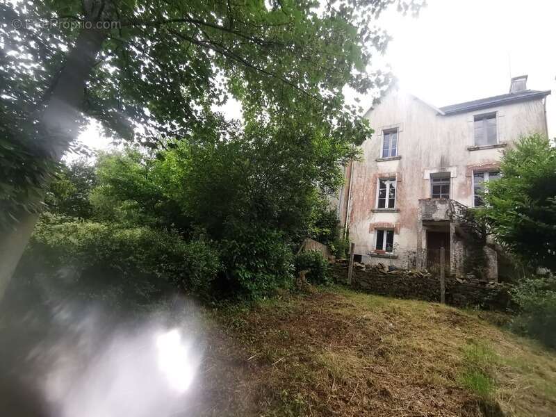 Le charme des années 30 au cœur de la ville à ROSPORDEN (29) - photo 12