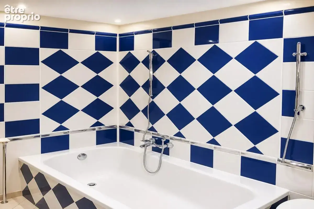 Propriété de 15 pièces de 400 m² à Revest-du-Bion - photo 13