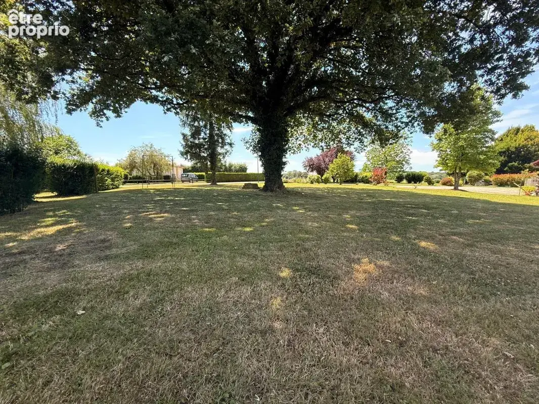 Jolie maison en pierre 105 m² - Environnement calme et verdoyant - photo 16