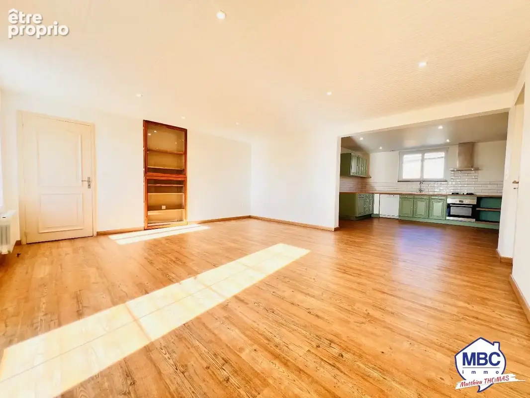 Maison de plain-pied entièrement rénovée - photo 1