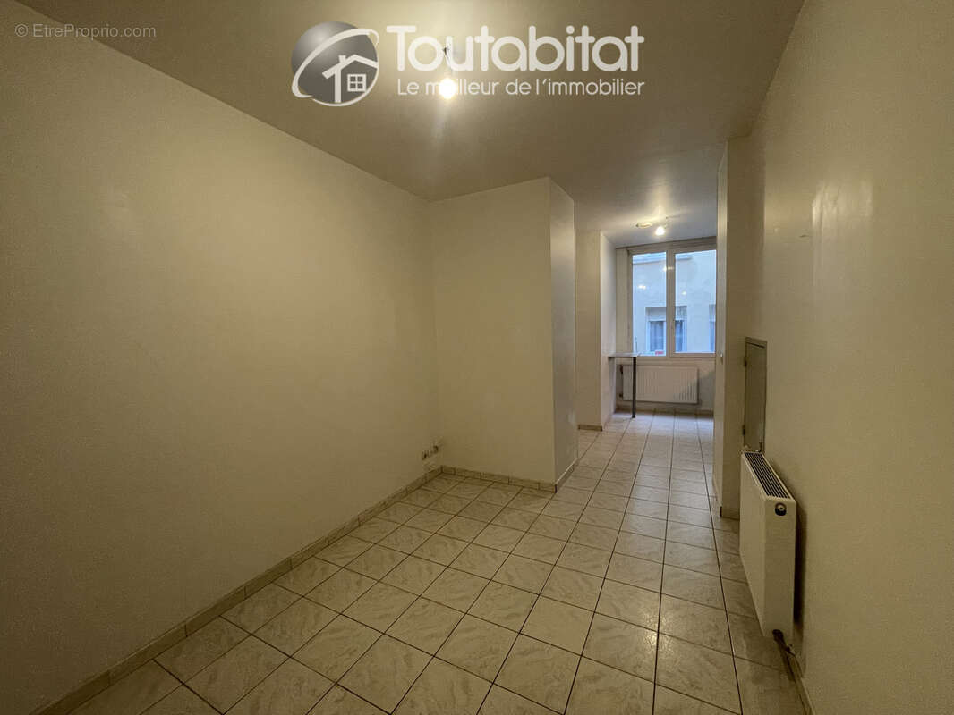 Appartement à CHARLEVILLE-MEZIERES