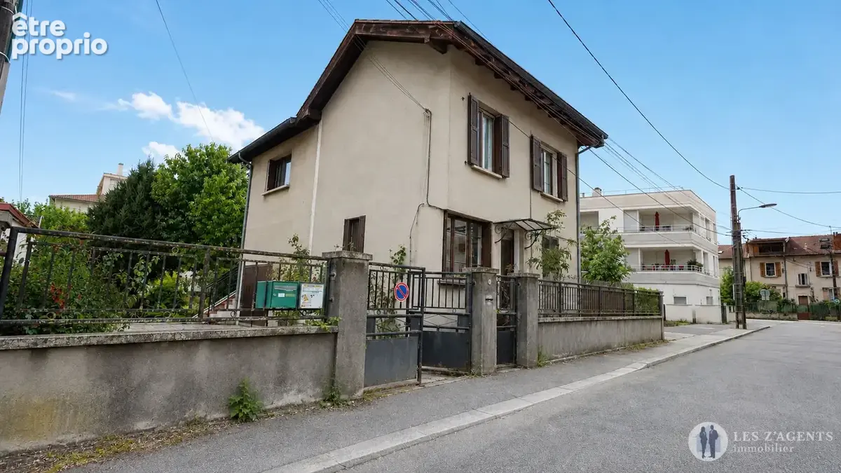 Maison à SAINT-MARTIN-D'HERES