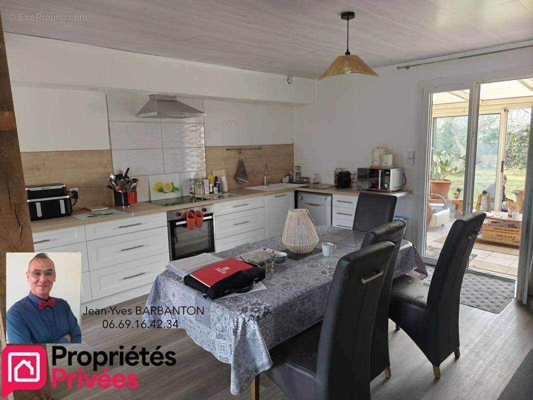 Maison à PIERRES