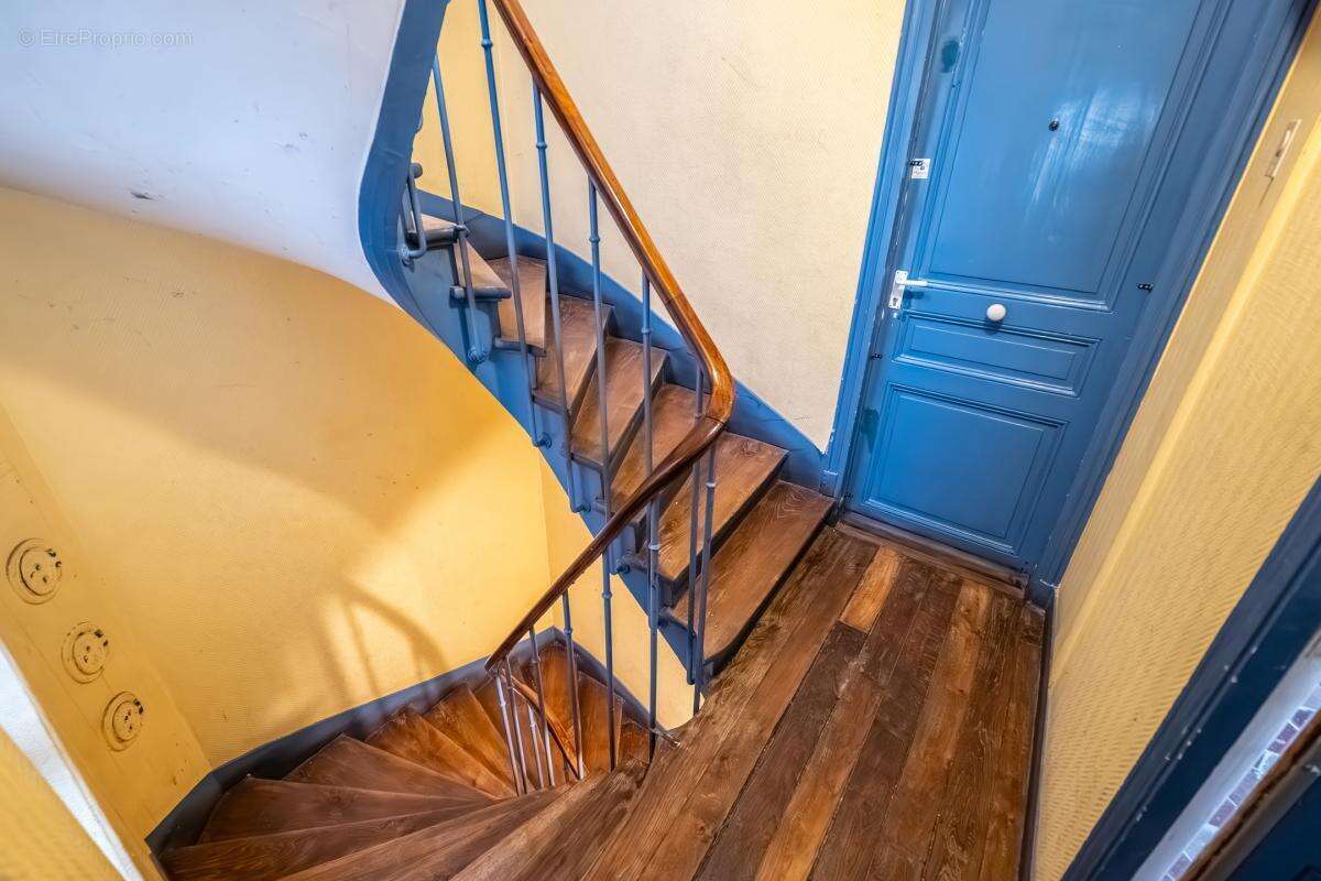 Appartement à PARIS-11E