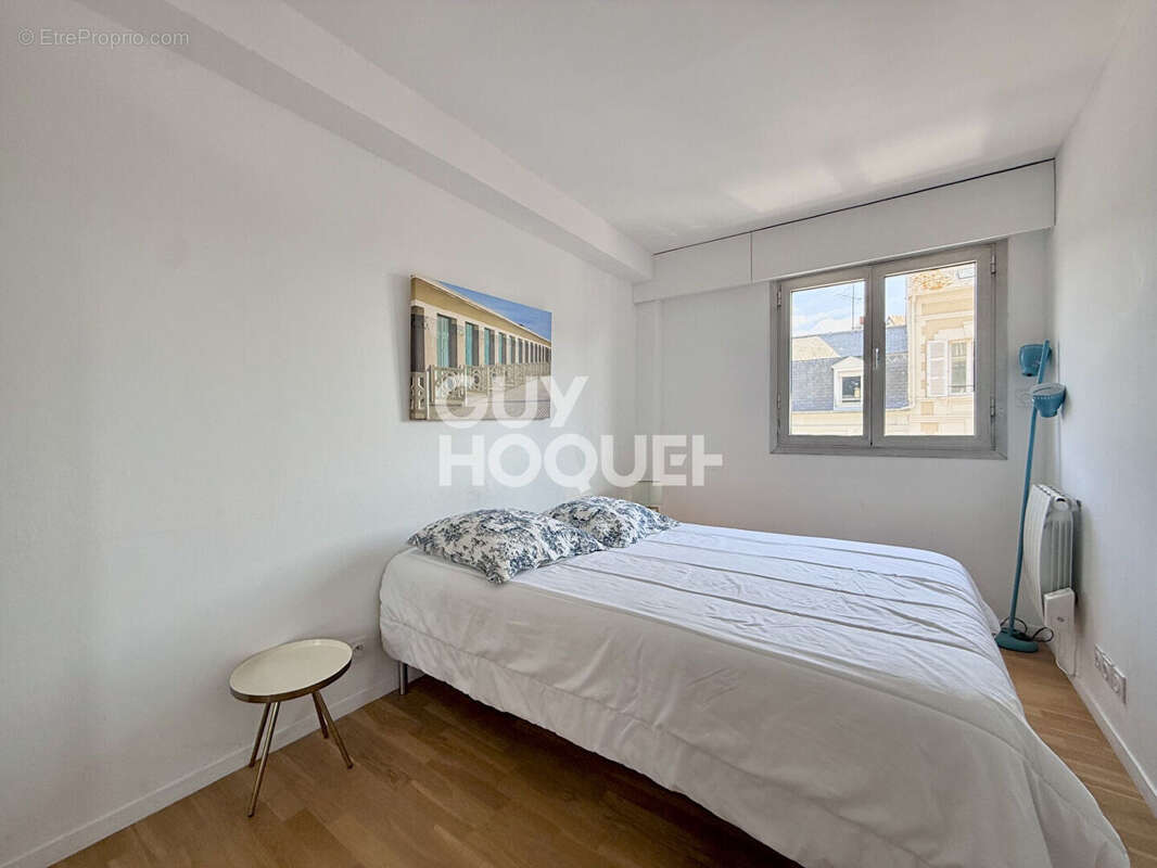 Bel appartement 2 pcs - place morny - balcon - cave et pk - photo 4