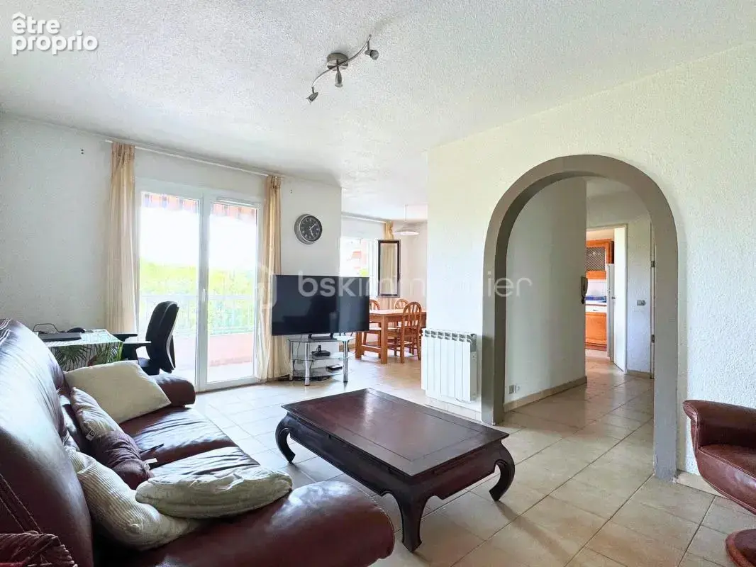 Appartement à LA VALETTE-DU-VAR