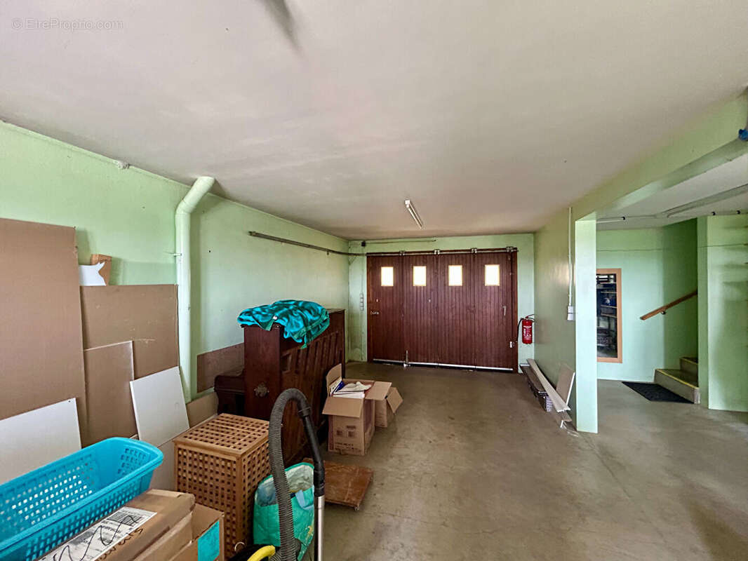 Maison à AZAY-LE-BRULE