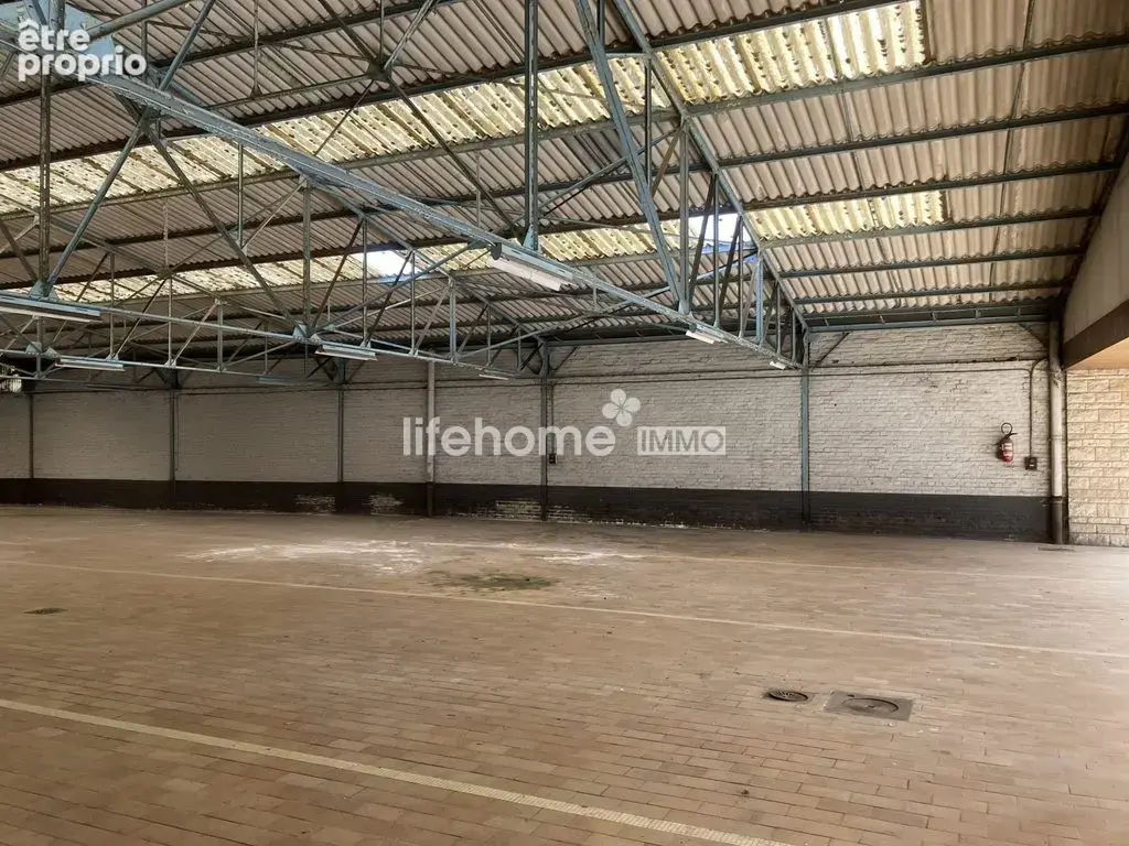 Commerce 830 m² à vendre à Douai (59500) - photo 2