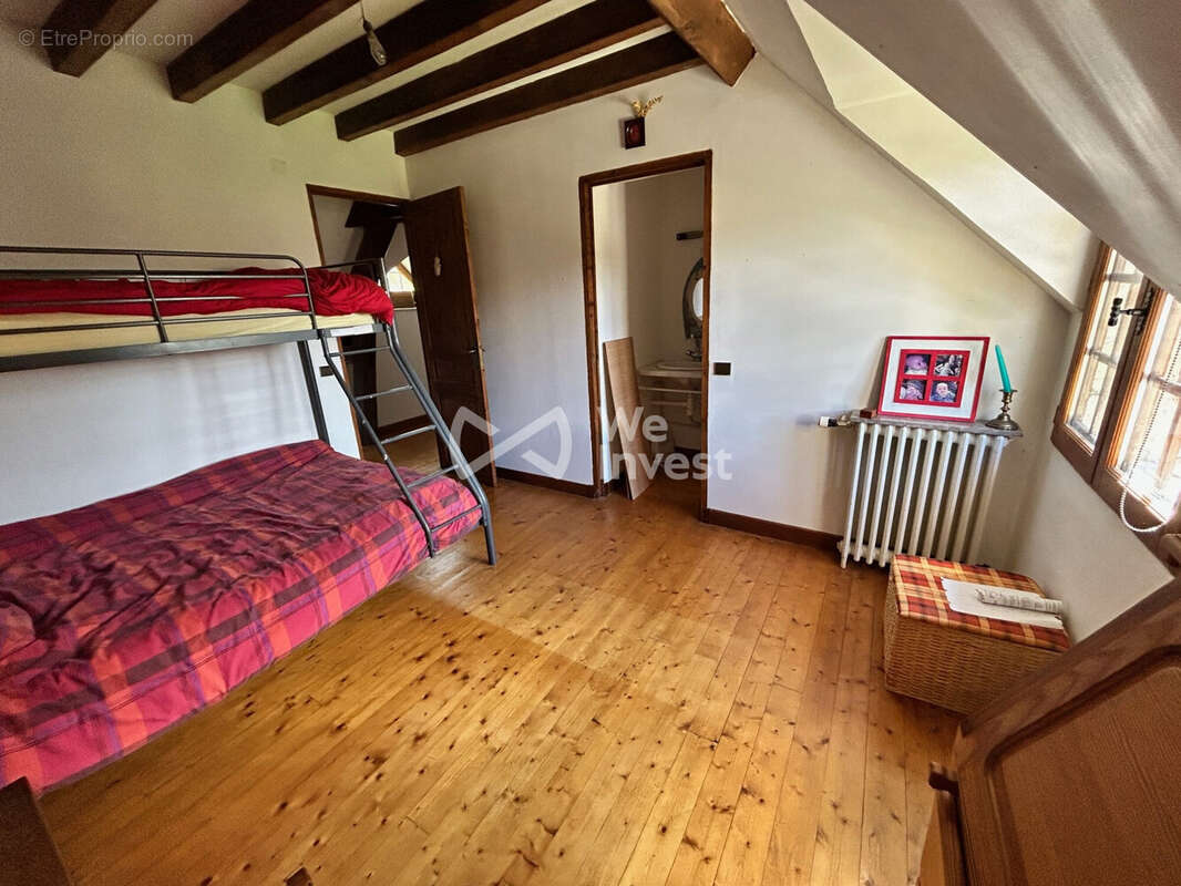 Maison à JOUY