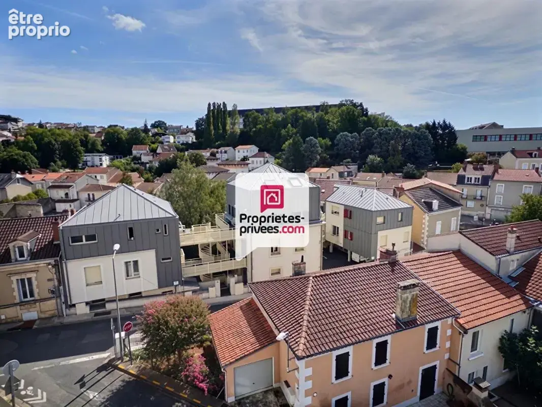 Appartement T4 d'env. 111m2 avec 3 ch., ascenseur et parking couvert dans secteur prisé sur PERIGUEUX (24000) - photo 15
