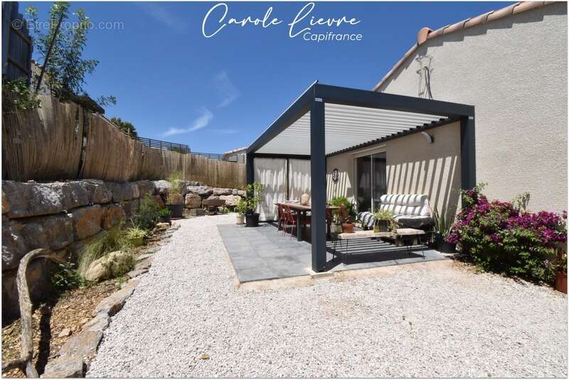 Maison à PERET