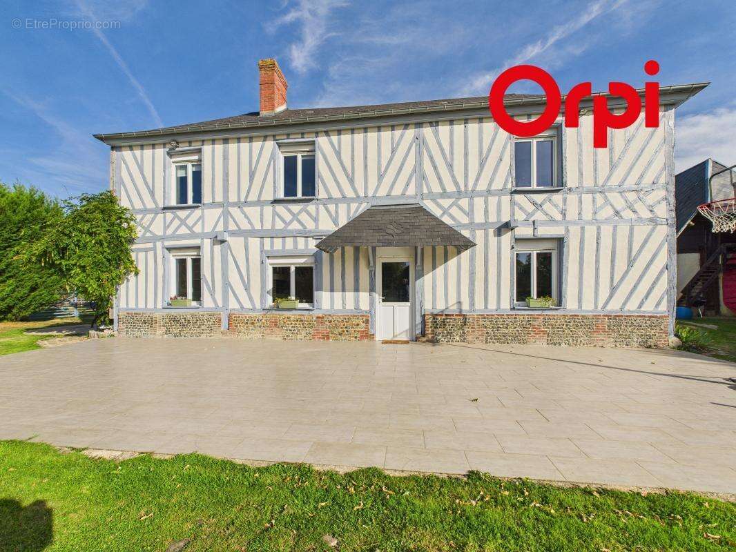 Maison à BERNAY