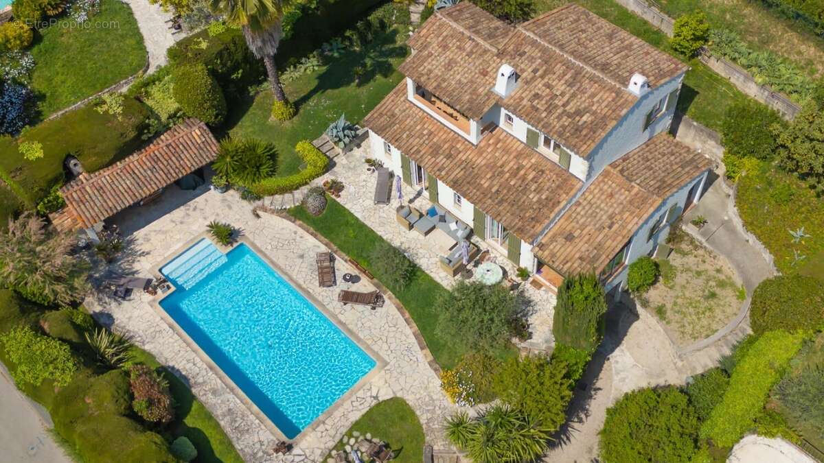 Maison à LA COLLE-SUR-LOUP