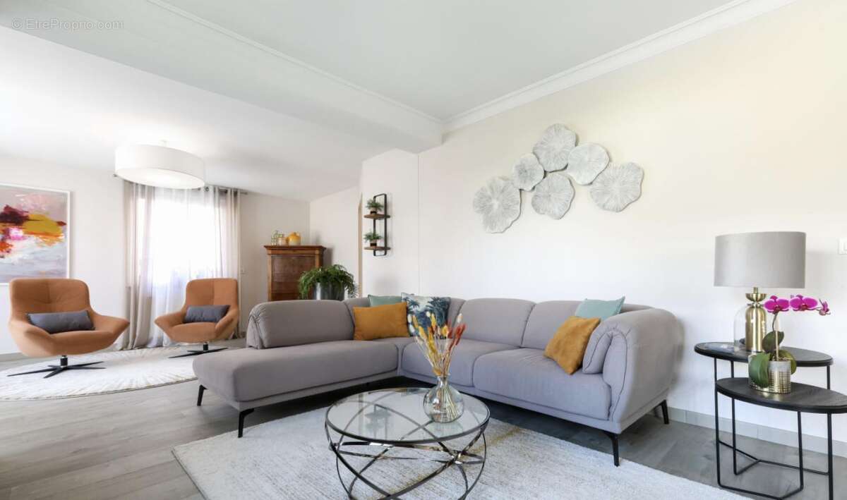 Appartement à PARIS-19E