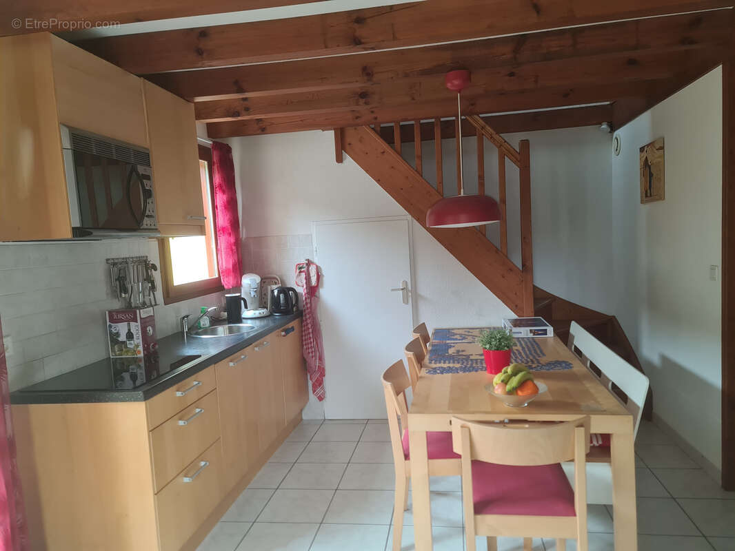 Maison à SAINT-JULIEN-EN-BORN