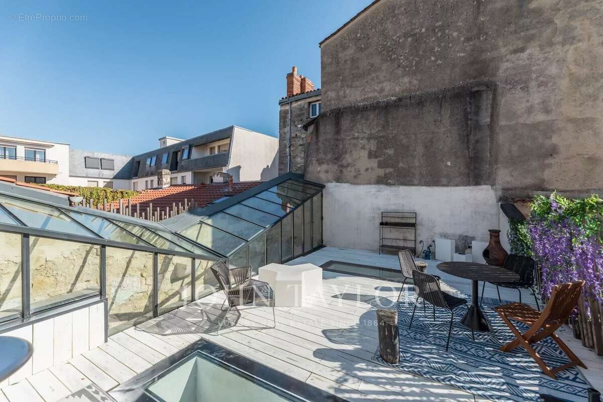 Appartement à BORDEAUX