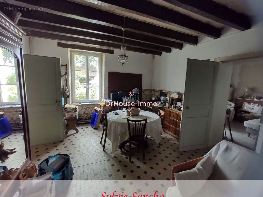 Maison à PELLEVOISIN