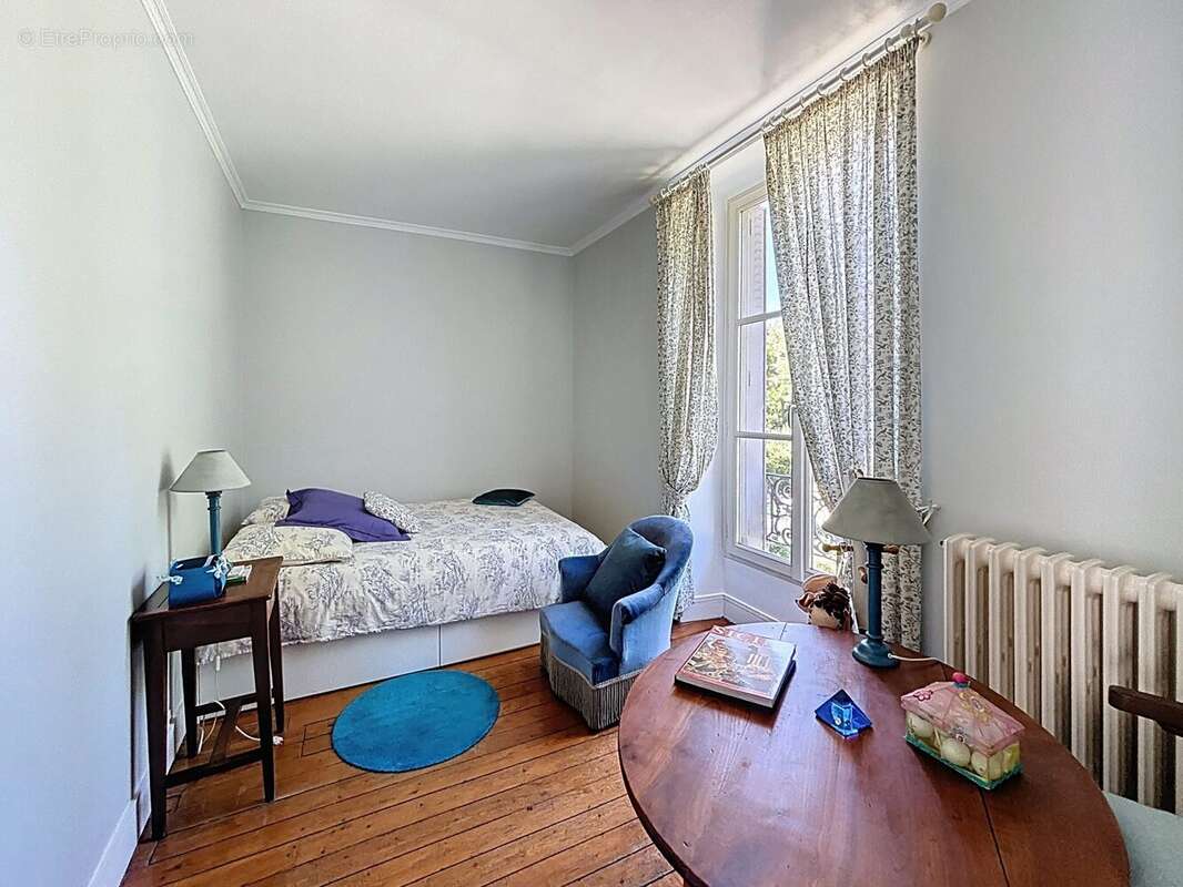 Chambre 1. - Maison à CHATEAUFORT
