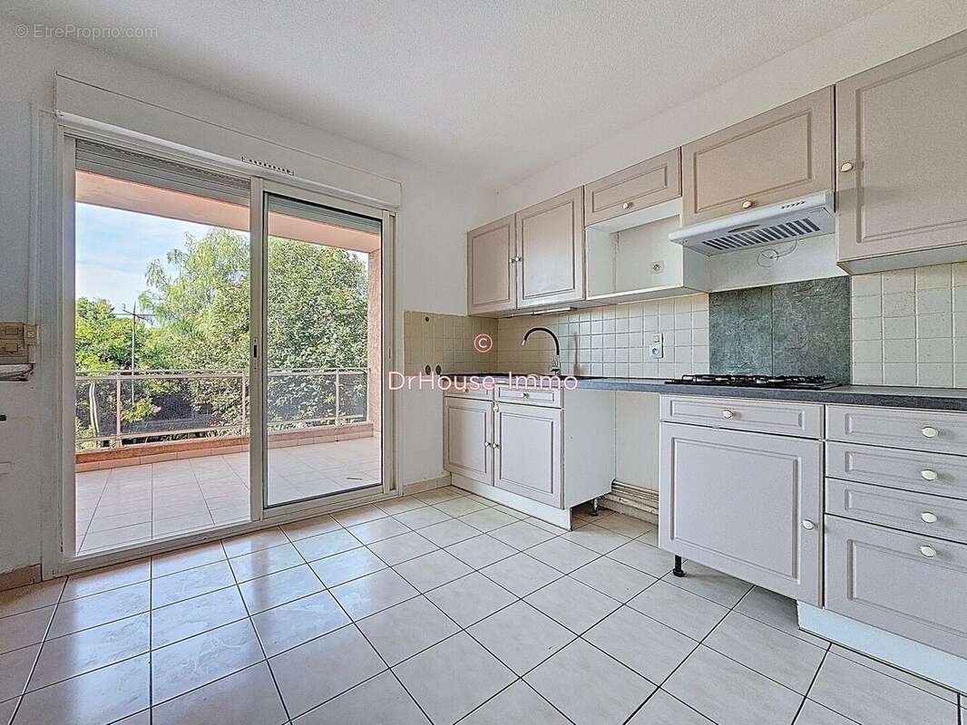 Appartement à SAINTE-MARIE