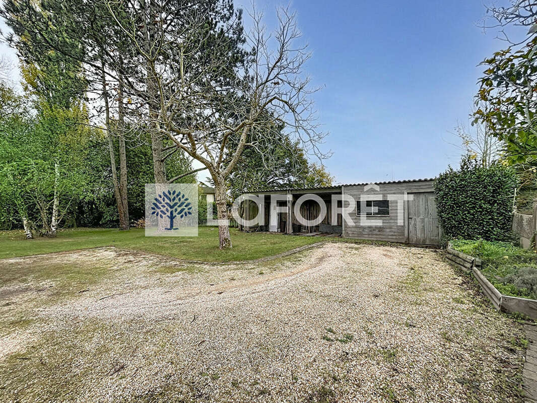 Maison Bressuire centre avec terrain constructible - photo 19