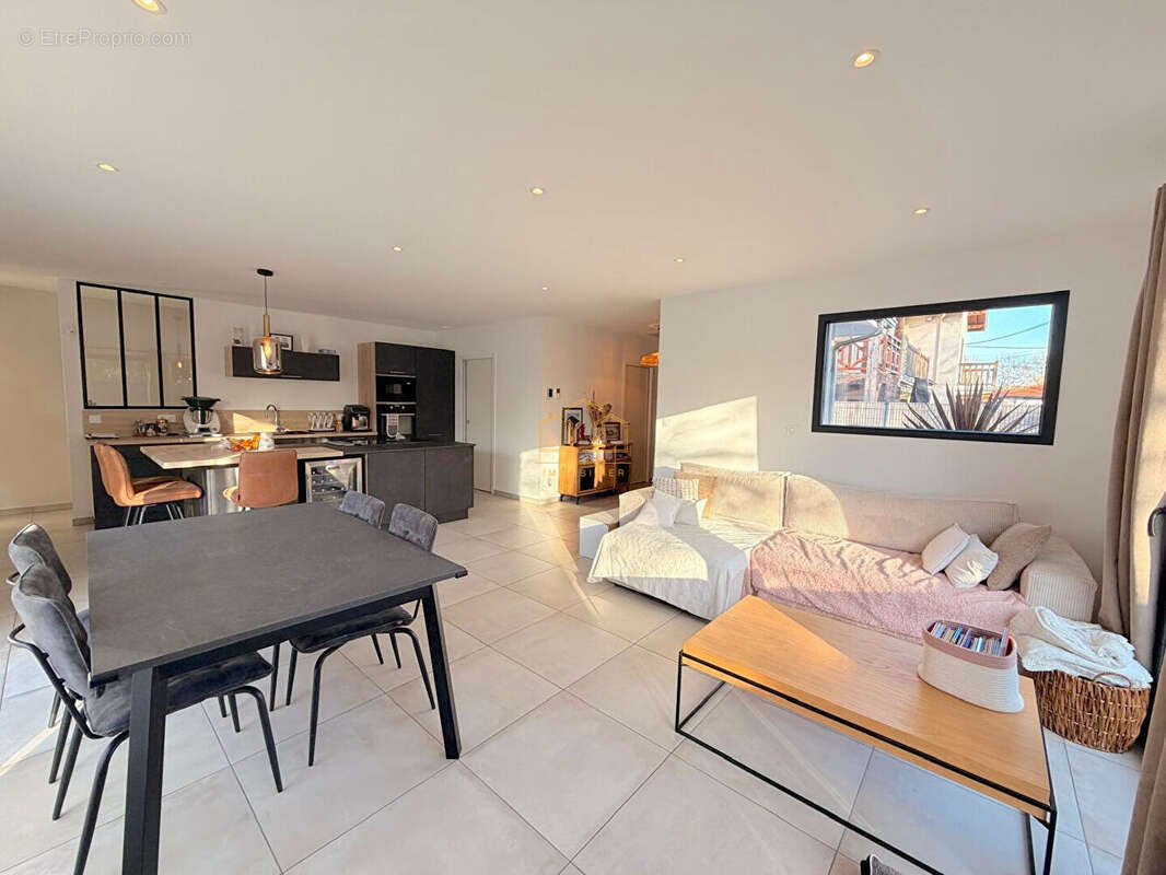 Maison à GUJAN-MESTRAS