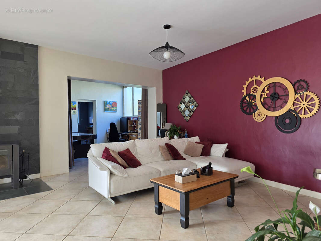 Maison à PONT-DU-CHATEAU