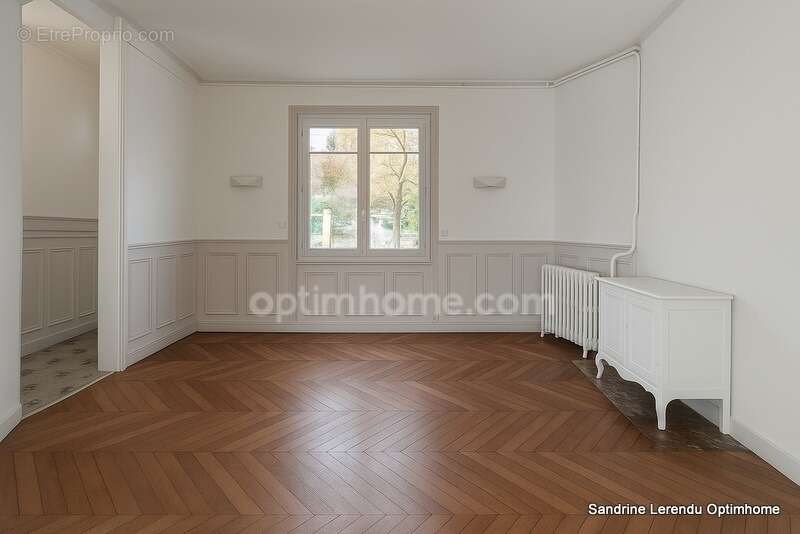 Maison de ville – Ancienne Maison de Maître en brique et silex – Rouen  249 000 € – 107 m² – 4 chambres – Jardin - photo 2