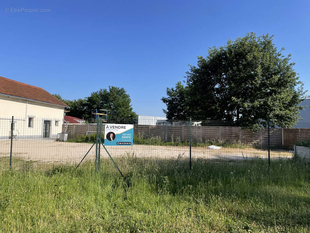 Opportunité rare   Terrain + bâtiments à fort potentiel   Zone Albasud Montauban - photo 7