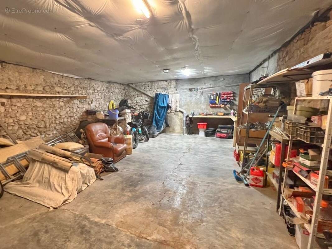 Maison de village 300 m² avec jardin et garage à vendre à Reillanne (04110) – Cœur du Luberon - photo 30