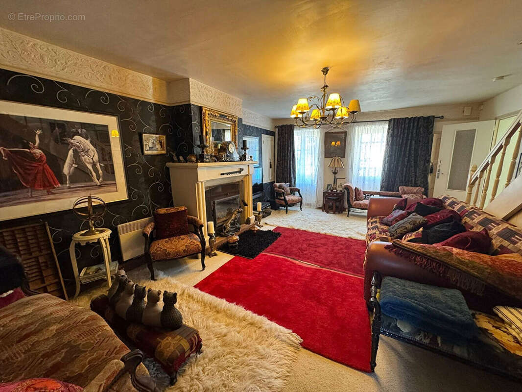 HAUTE VIENNE -Belle maison présentée avec gîte et piscine. - photo 9