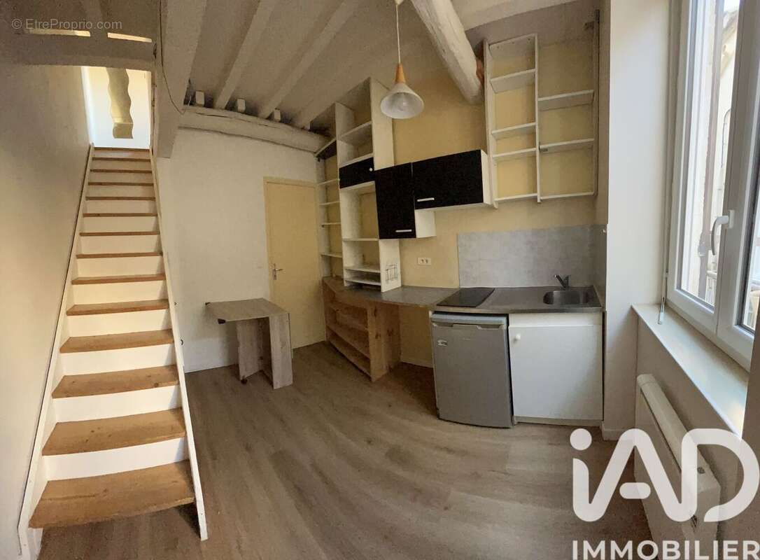 Photo 2 - Appartement à NIMES