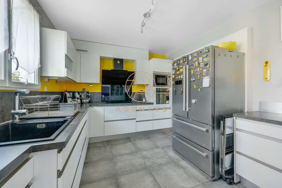 Maison à LE PLESSIS-TREVISE