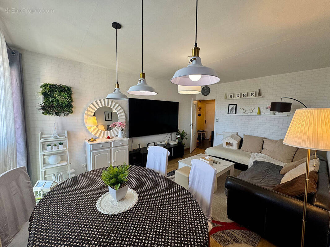 Appartement à COURNON-D'AUVERGNE