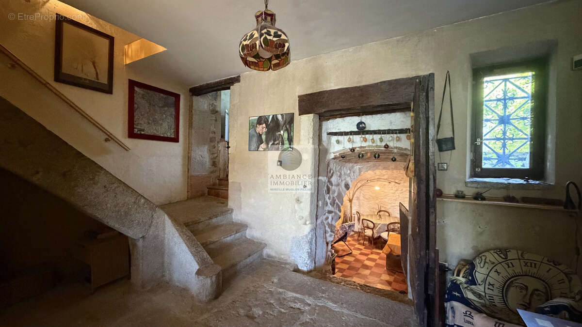 Maison à GUILHERAND-GRANGES