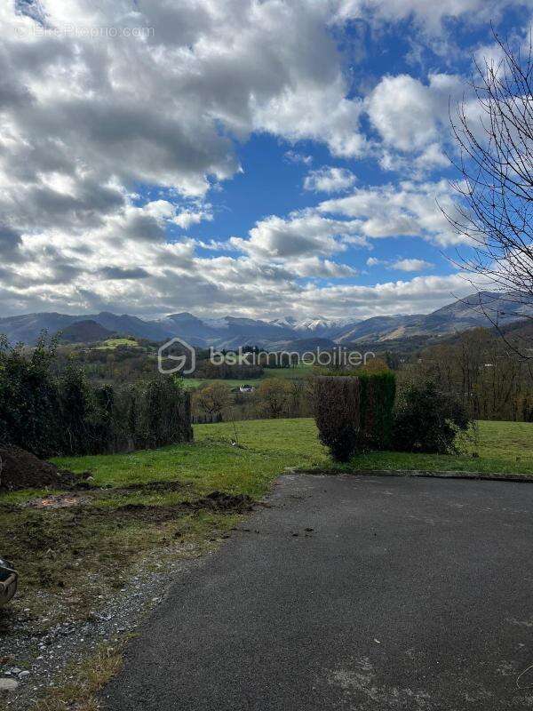 Maison à TARDETS-SORHOLUS