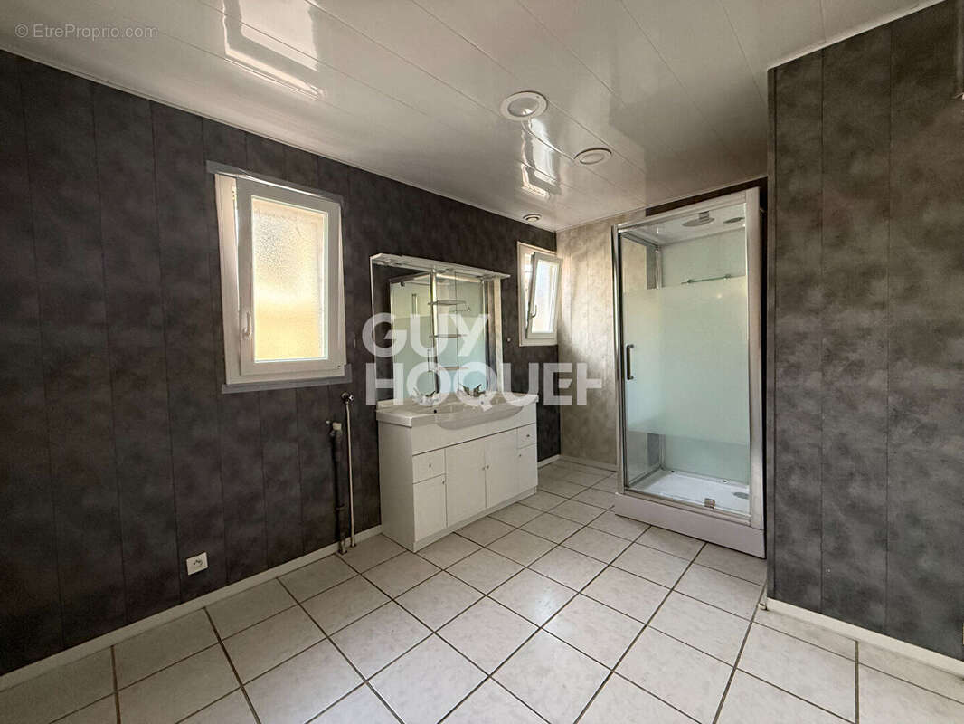 Appartement Echalas 4 pièce(s) 94 m2 - photo 6