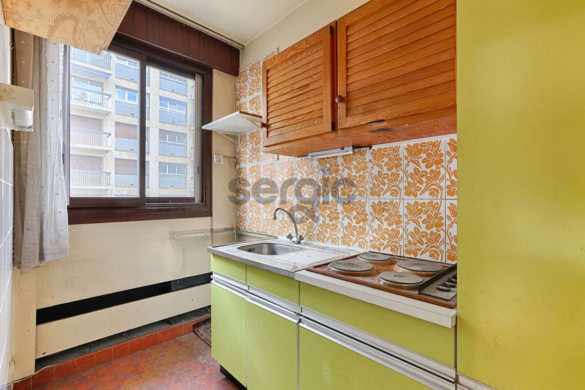 Appartement à PARIS-15E