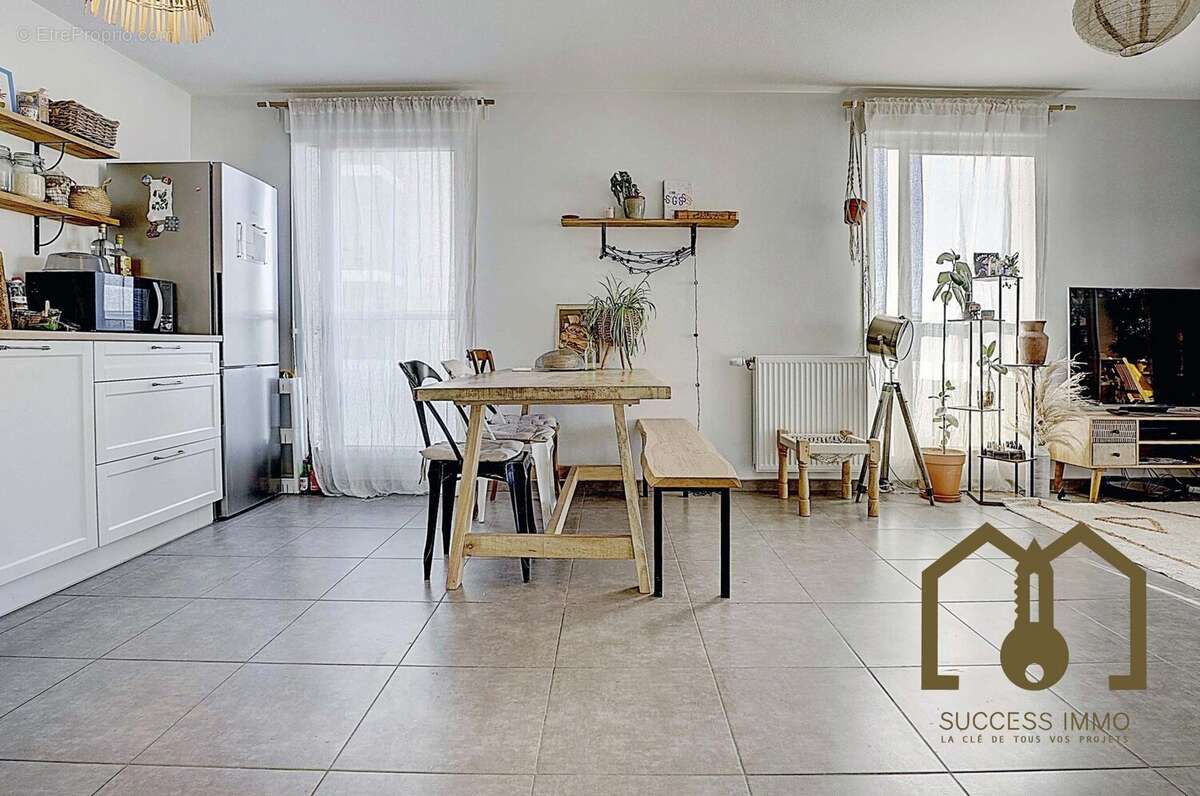 Appartement à VAULX-EN-VELIN